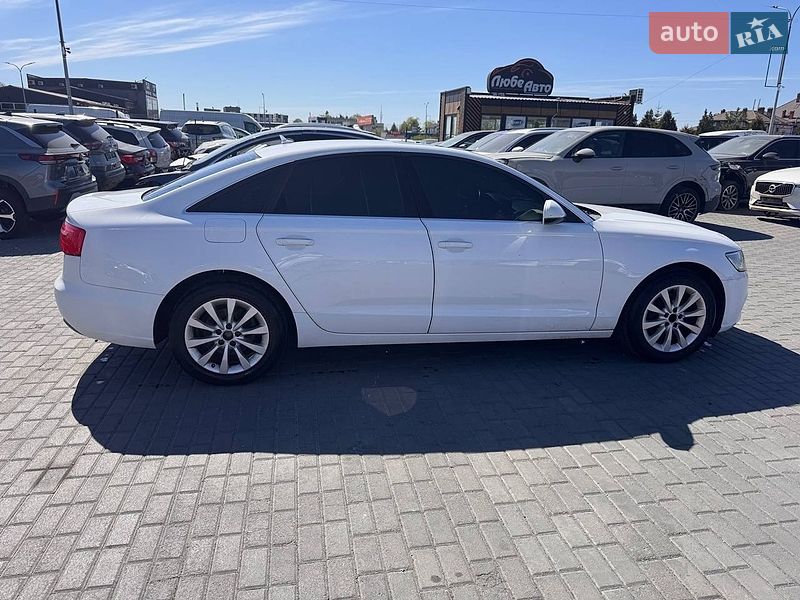 Седан Audi A6 2014 в Львове