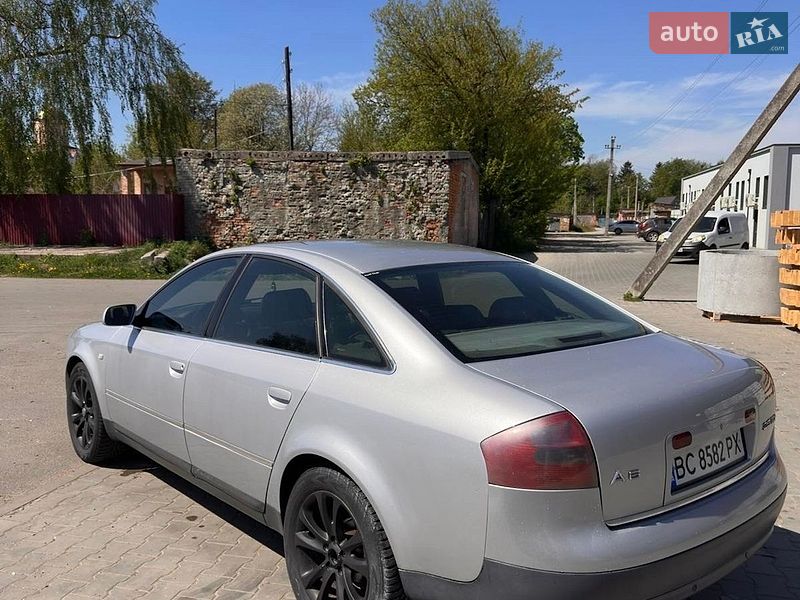 Седан Audi A6 2000 в Млинове