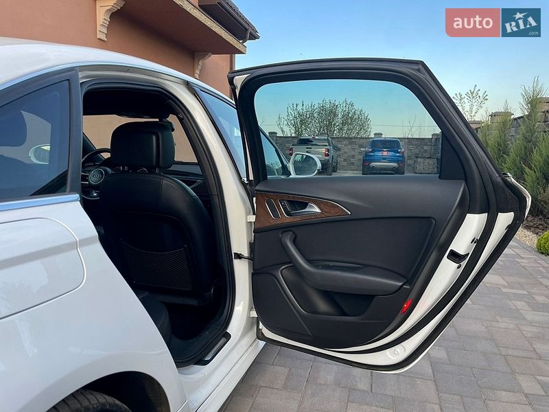 Седан Audi A6 2014 в Ровно