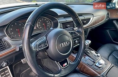 Седан Audi A6 2014 в Ровно