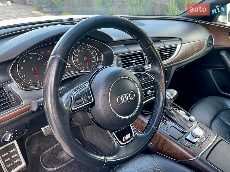 Седан Audi A6 2014 в Ровно