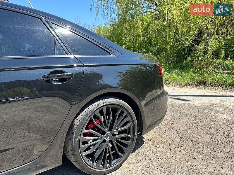 Седан Audi A6 2016 в Киеве