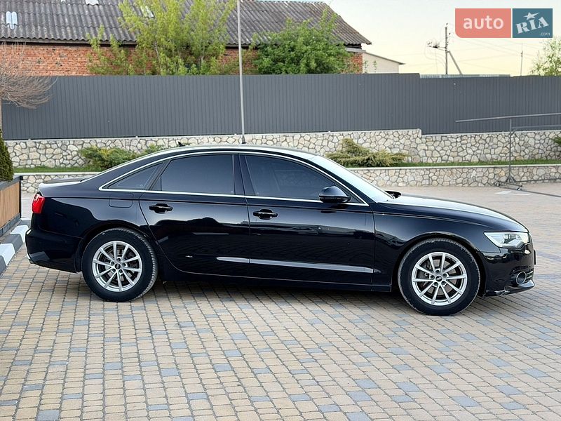 Седан Audi A6 2014 в Подволочиске