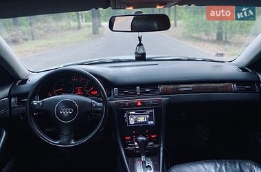 Седан Audi A6 2002 в Обухове