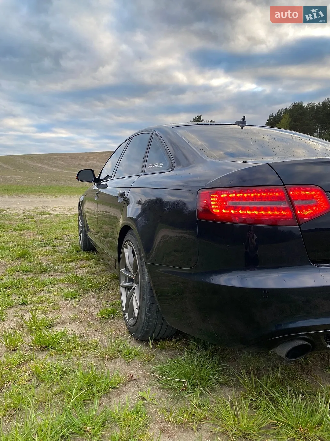 2010 Audi A6 - мініатюра 3