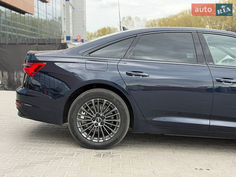Седан Audi A6 2023 в Хмельницком