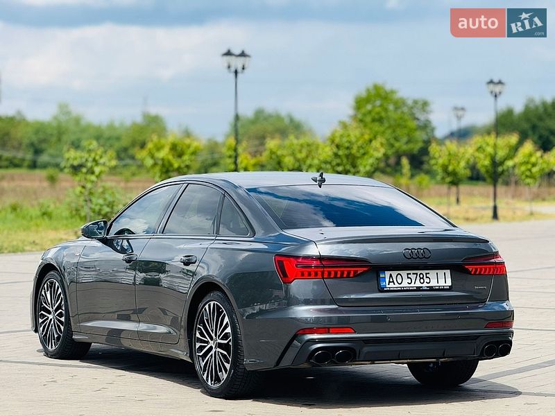Седан Audi A6 2018 в Мукачево