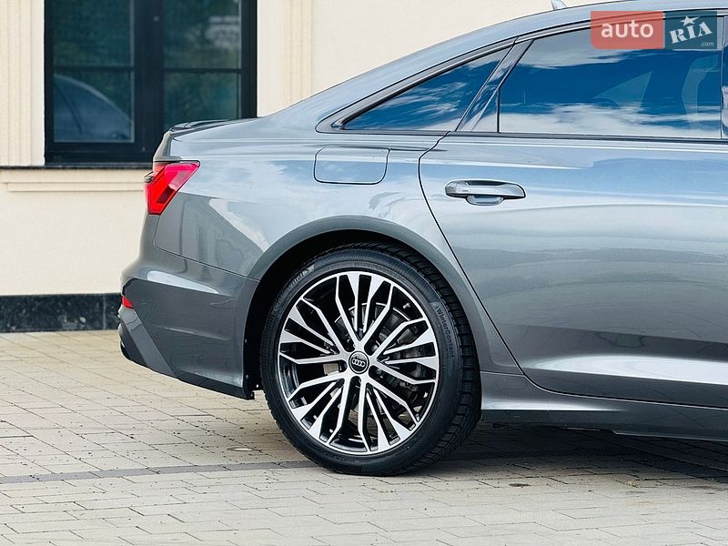 Седан Audi A6 2018 в Мукачево