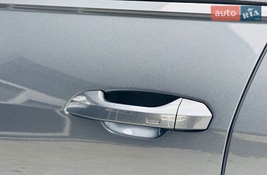 Седан Audi A6 2018 в Мукачево