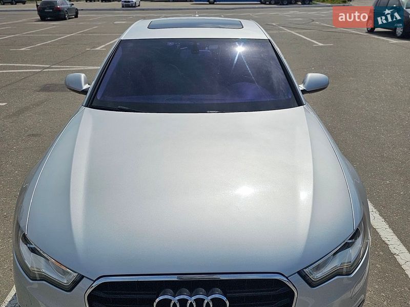 Седан Audi A6 2015 в Киеве
