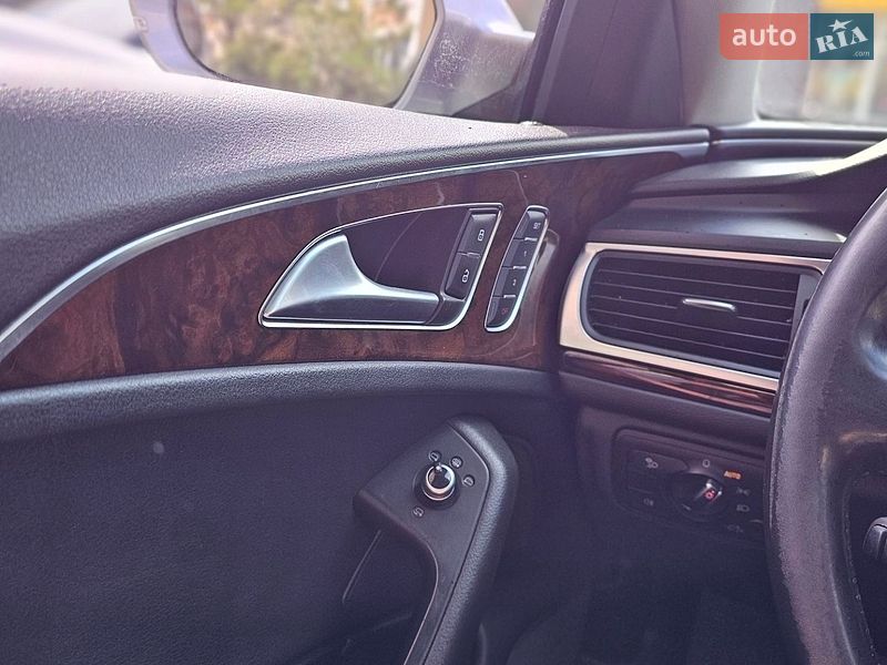Седан Audi A6 2015 в Киеве