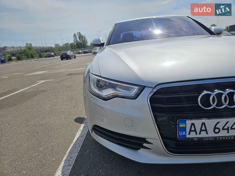 Седан Audi A6 2015 в Киеве