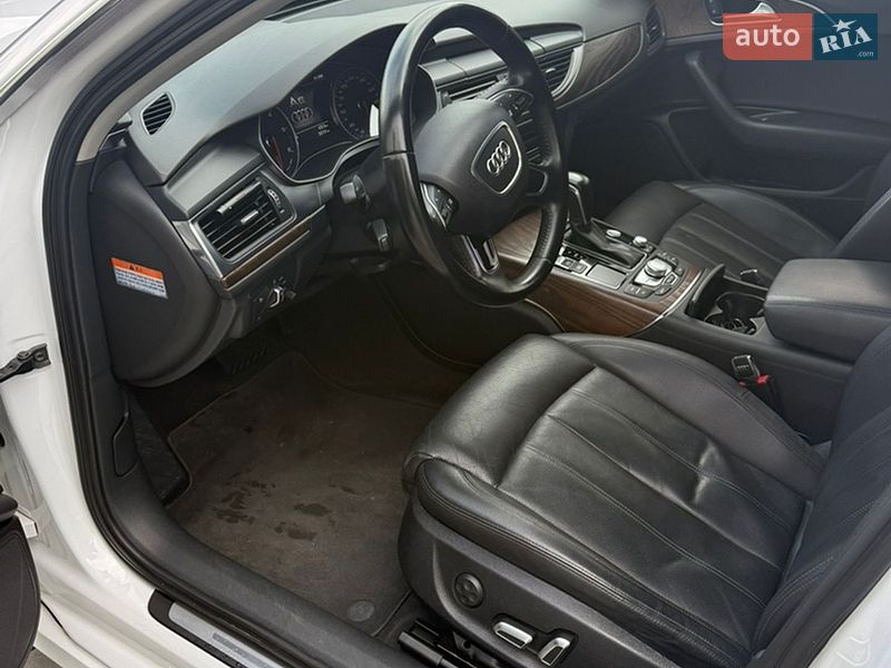 Седан Audi A6 2015 в Городке