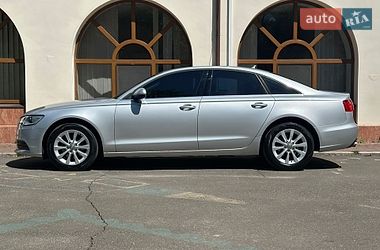 Седан Audi A6 2014 в Киеве