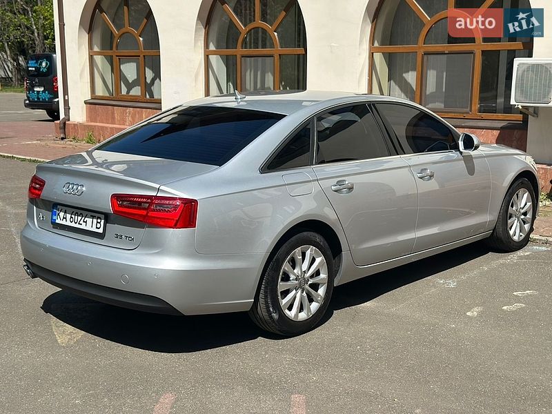 Седан Audi A6 2014 в Киеве