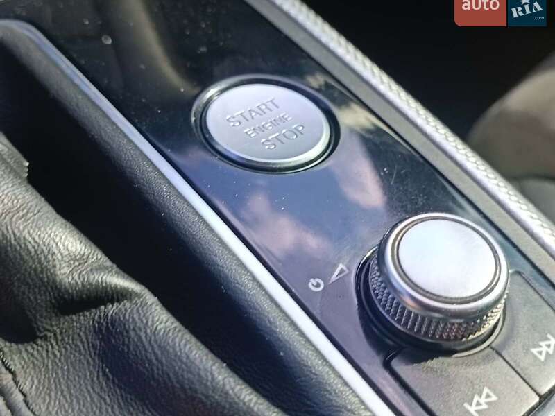 Седан Audi A6 2012 в Харькове
