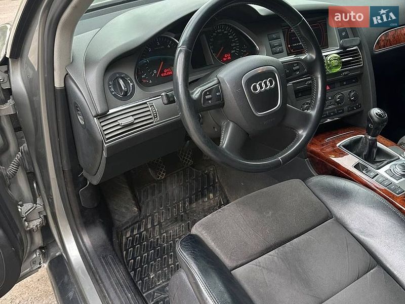 Седан Audi A6 2004 в Заречном