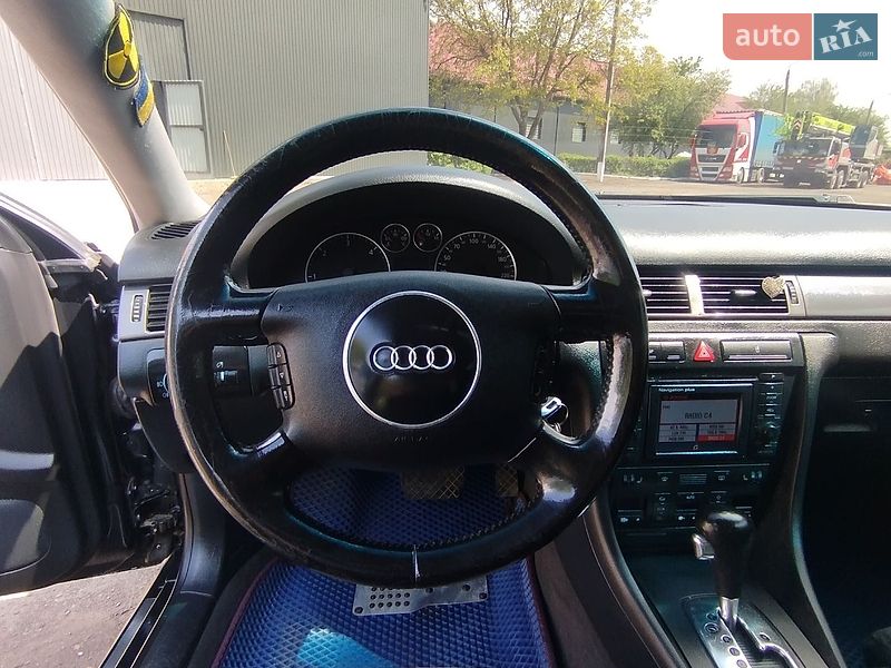 Универсал Audi A6 2002 в Кицмани