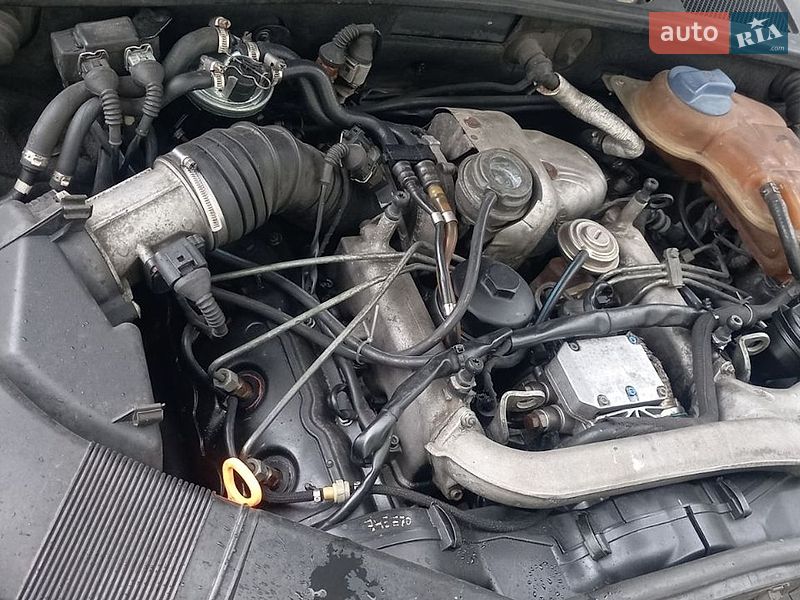 Универсал Audi A6 2000 в Киеве