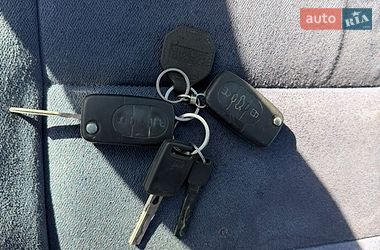 Універсал Audi A6 2001 в Києві