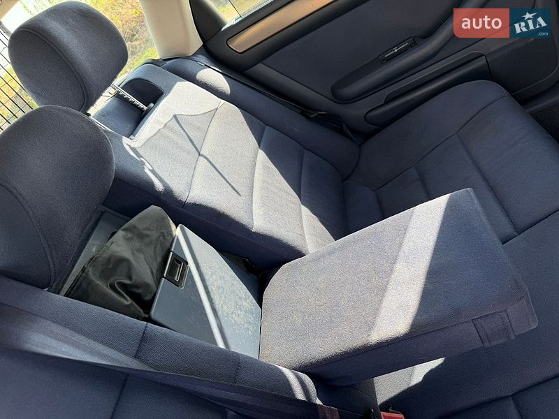 Універсал Audi A6 2001 в Києві