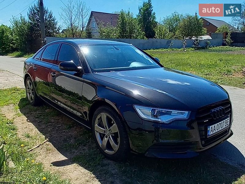 Седан Audi A6 2012 в Киеве