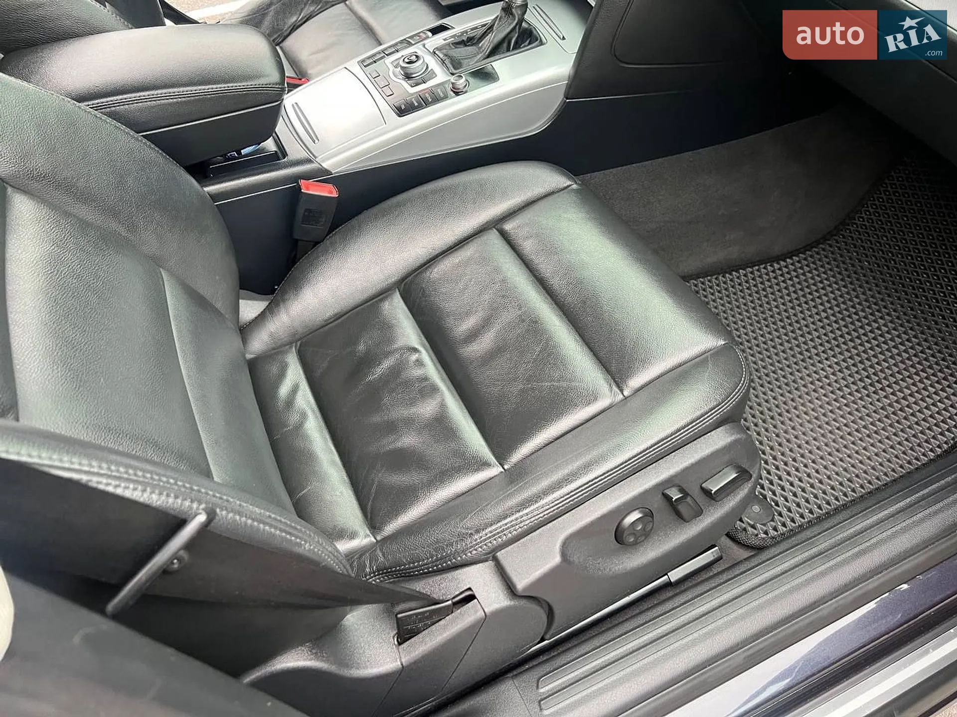 2010 Audi A6 - мініатюра 52