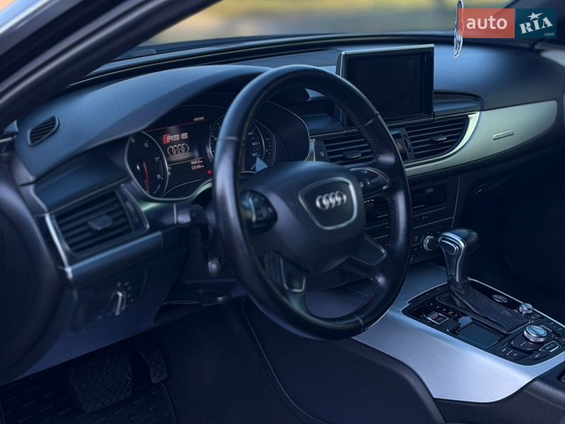 Седан Audi A6 2012 в Измаиле