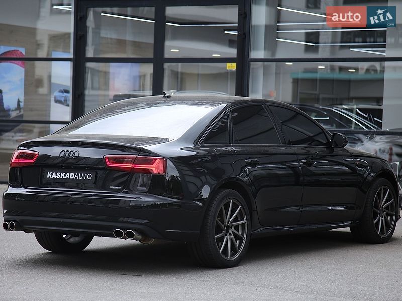 Седан Audi A6 2015 в Харькове