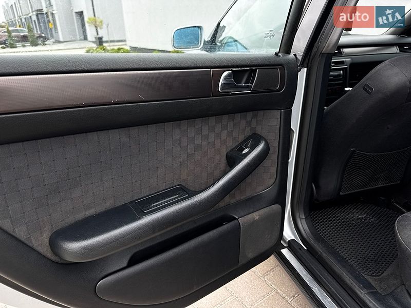 Універсал Audi A6 1998 в Луцьку