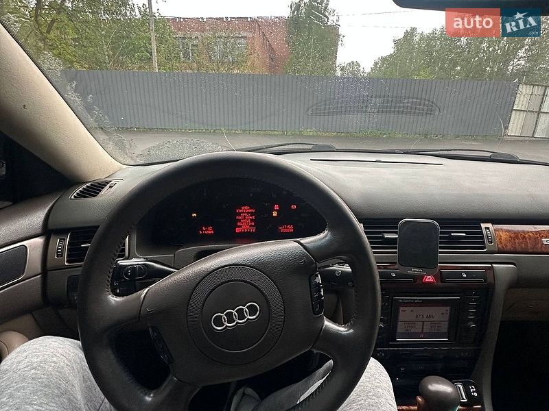 Седан Audi A6 2001 в Полтаве
