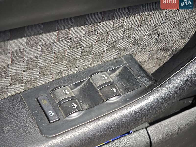 Універсал Audi A6 2004 в Харкові