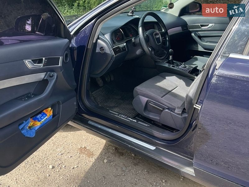 Седан Audi A6 2005 в Шумске