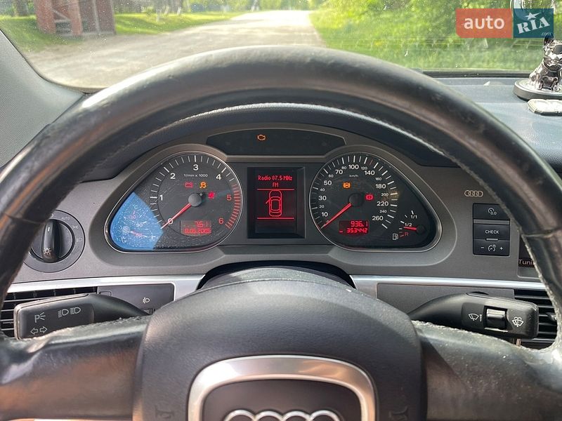 Седан Audi A6 2005 в Шумске