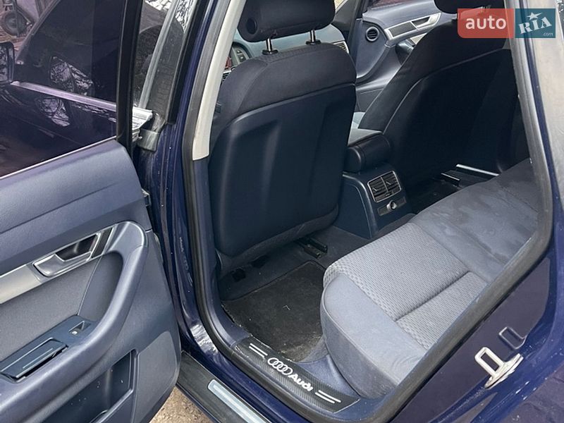 Седан Audi A6 2005 в Шумске