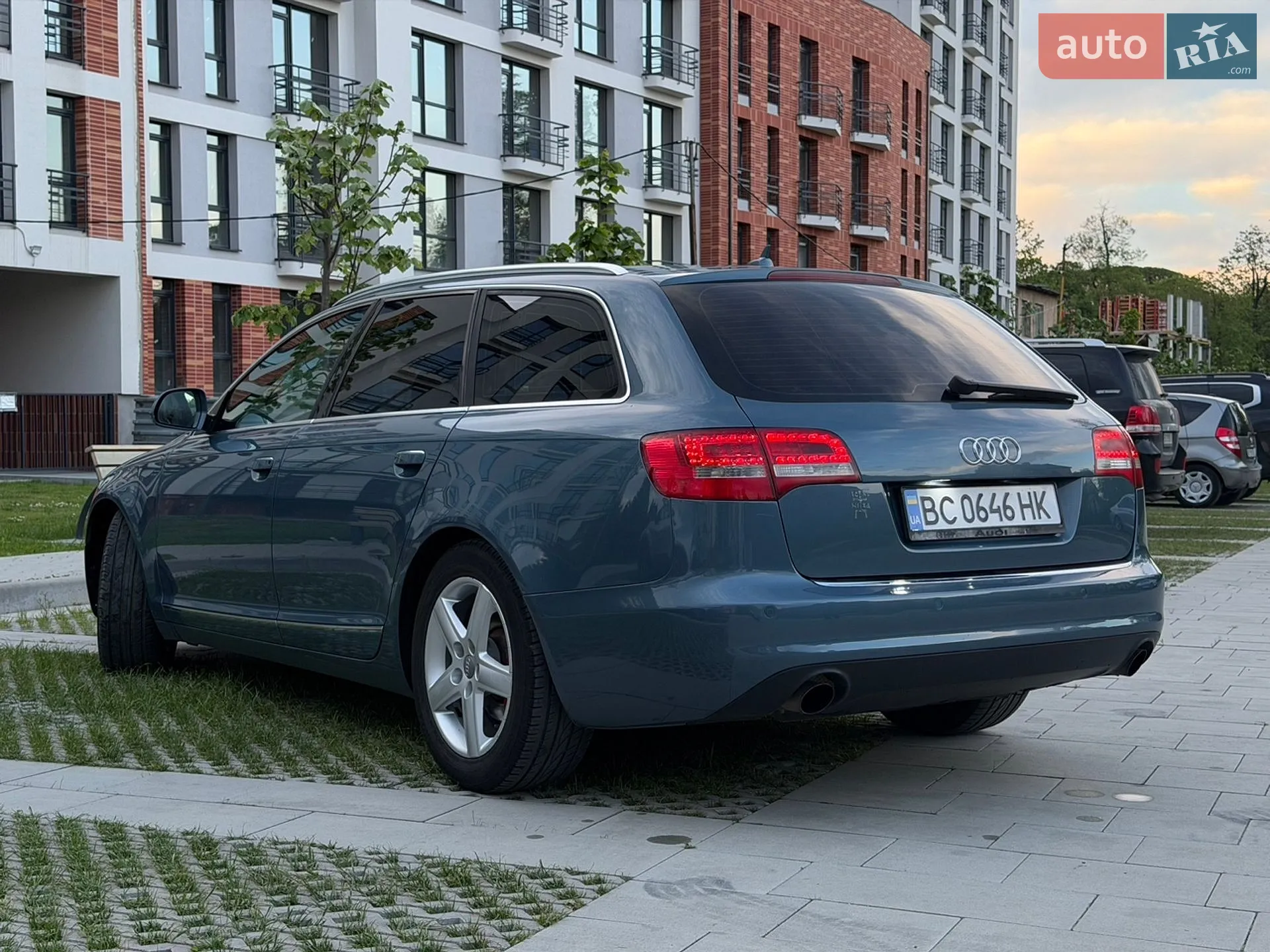 2010 Audi A6 - мініатюра 9
