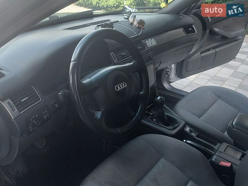 Седан Audi A6 2001 в Старокостянтинові