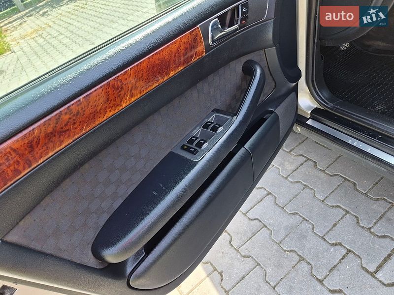 Седан Audi A6 2001 в Чернівцях