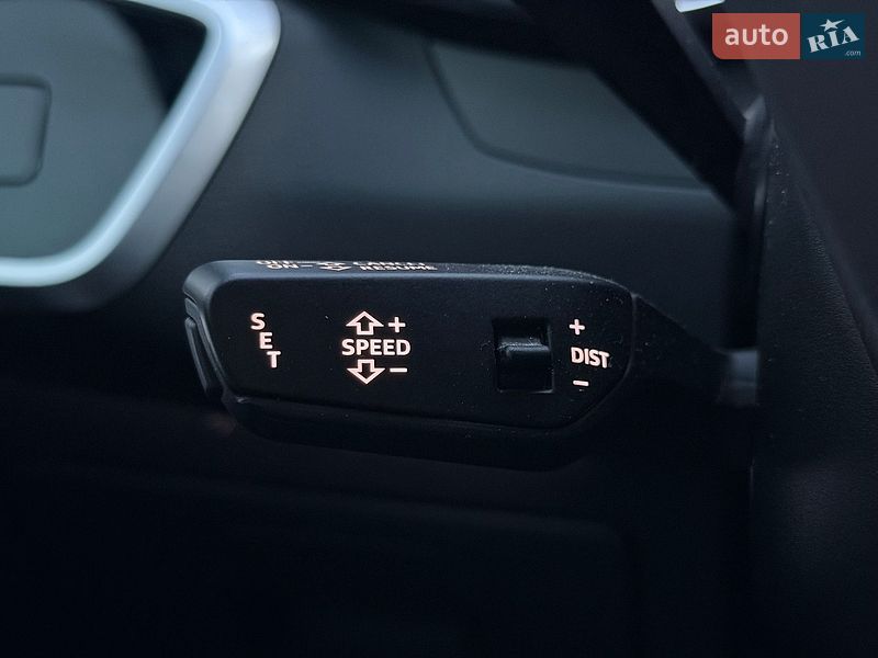 Седан Audi A6 2020 в Киеве