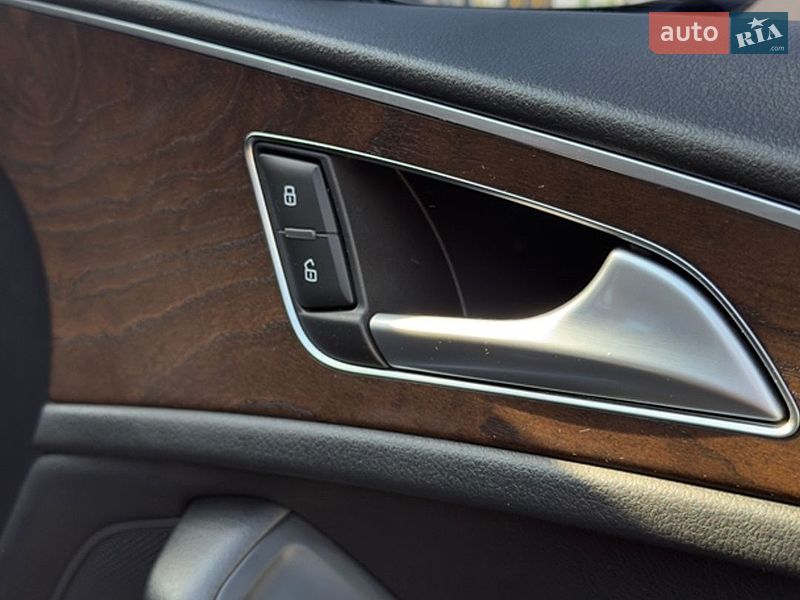 Седан Audi A6 2015 в Киеве