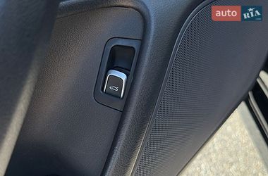 Седан Audi A6 2015 в Киеве