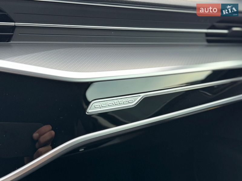 Седан Audi A6 2021 в Мукачевому