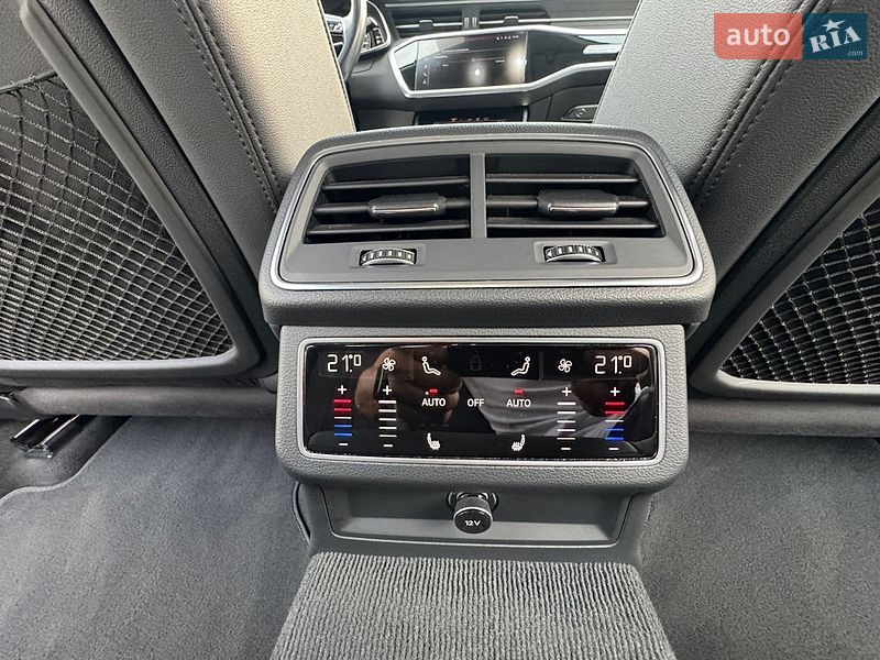 Седан Audi A6 2021 в Мукачевому