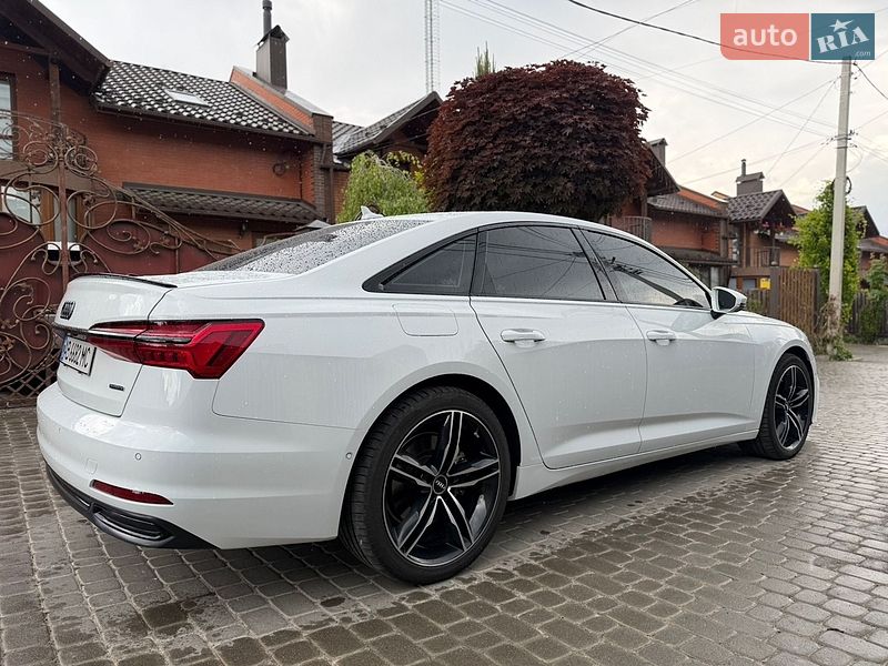 Седан Audi A6 2021 в Виннице
