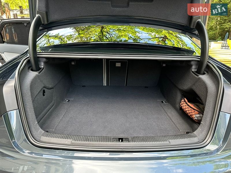 Седан Audi A6 2014 в Дрогобичі