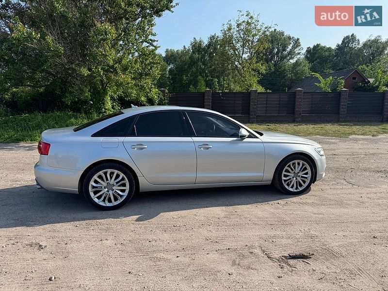 Седан Audi A6 2014 в Киеве