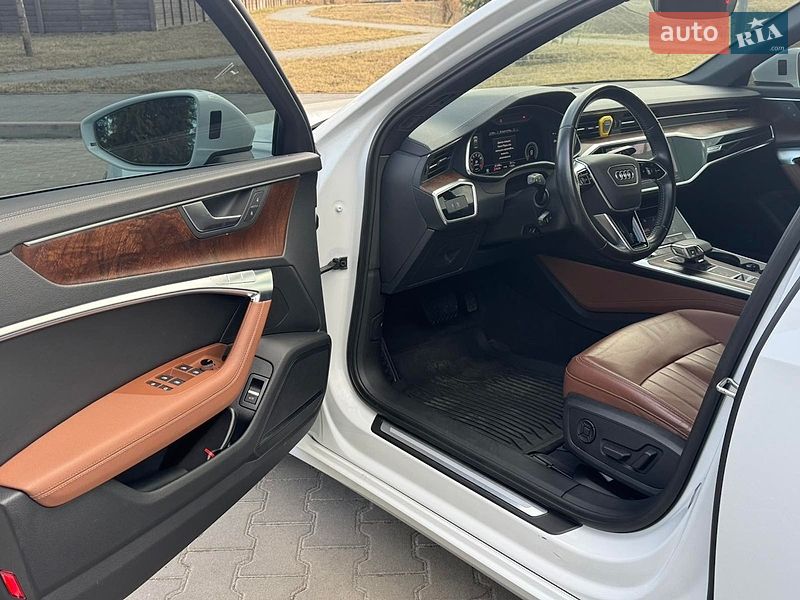 Седан Audi A6 2020 в Киеве