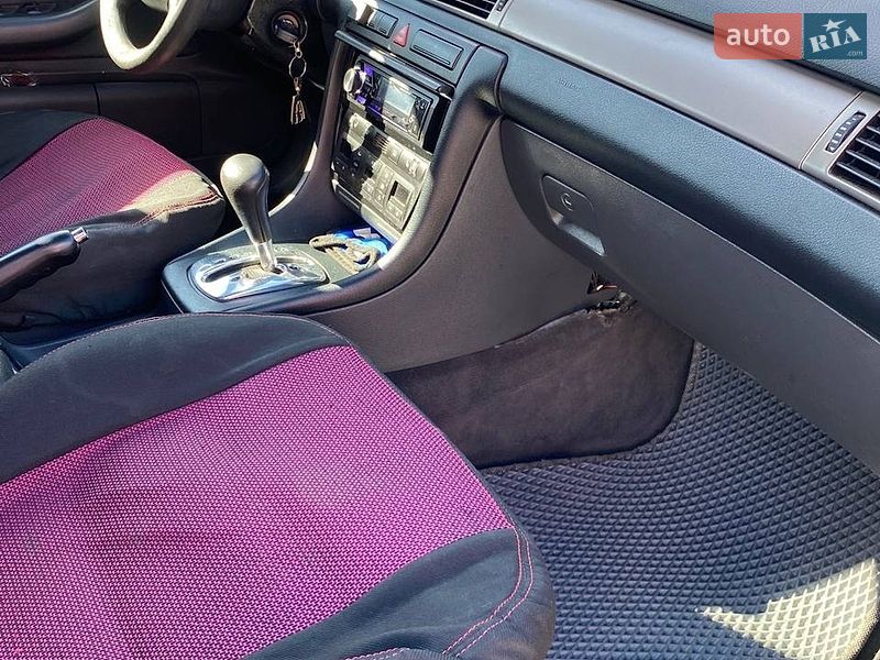 Седан Audi A6 1998 в Виннице