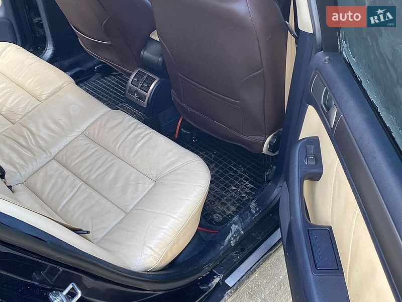 Універсал Audi A6 2001 в Буштино