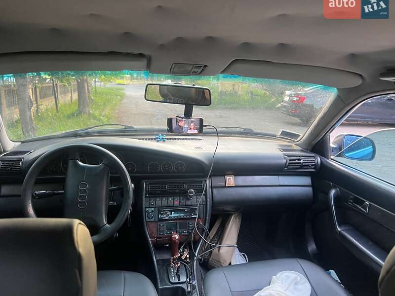 Седан Audi A6 1996 в Перемишлянах